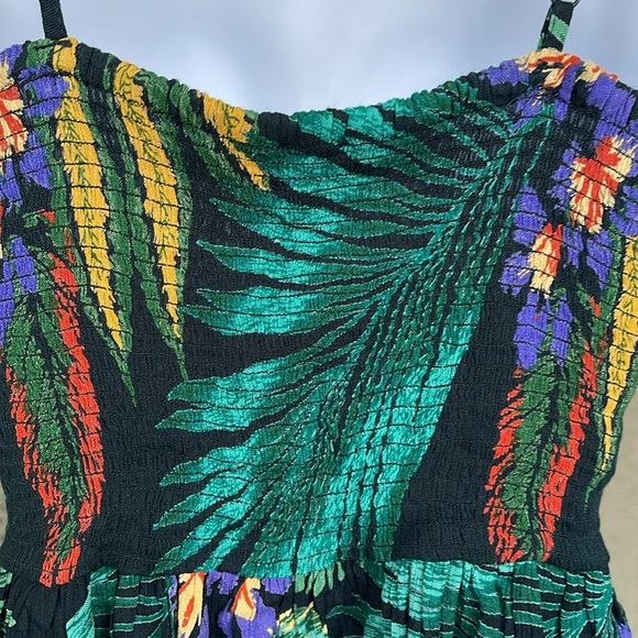 No.096 Partons of Peace Tropical Print Crop Top Tank - Picture 5 of 7